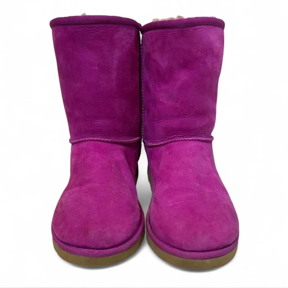 UGG Classic Short Boots Women’s Size 6 Pink/Purple Suede Sheepskin Lined Boots - Picture 3 of 6
